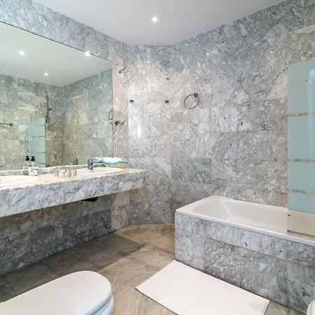 Apartamento Puerto Banús Finest 2-bdrm - 50 Metres To