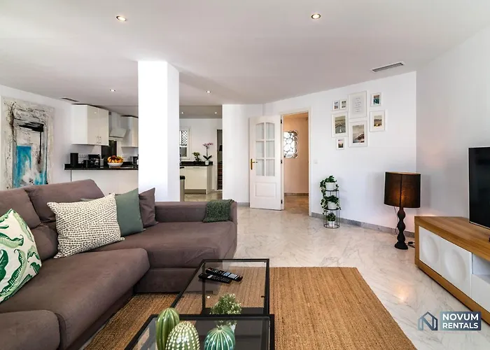 Puerto Banus Finest 2-bdrm - 50 Metres To Appartement *