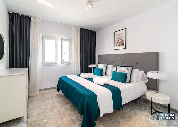 Puerto Banus Finest 2-bdrm - 50 Metres To Marbella