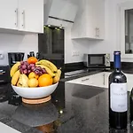 Puerto Banus Finest 2-bdrm - 50 Metres To *