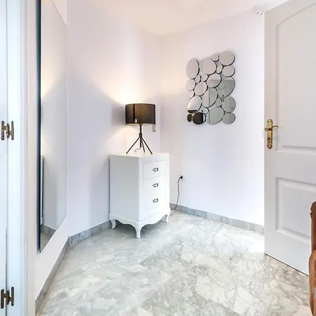 Puerto Banus Finest 2-bdrm - 50 Metres To * Marbellac