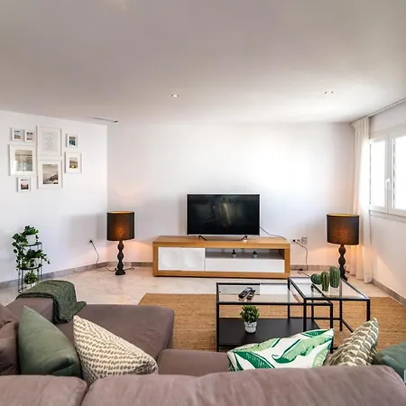 Apartment Puerto Banus Finest 2-bdrm - 50 Metres To Marbella