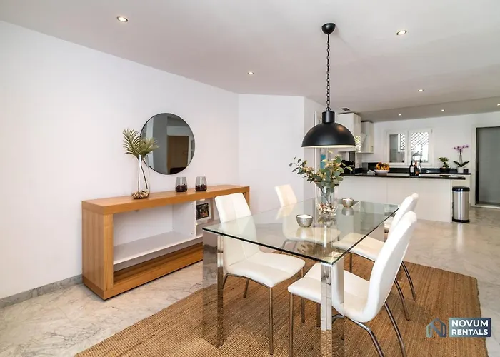 Puerto Banus Finest 2-bdrm - 50 Metres To Апартаменты *
