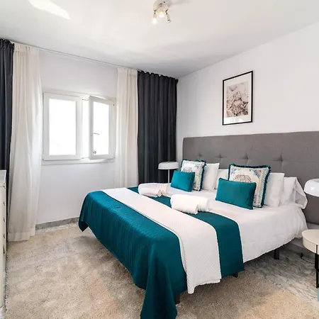 Puerto Banus Finest 2-bdrm - 50 Metres To Marbella