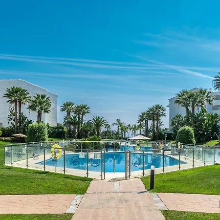 Apartment Puerto Banus Finest 2-bdrm - 50 Metres To