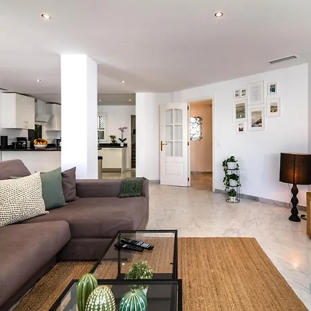 Puerto Banus Finest 2-bdrm - 50 Metres To Apartment *