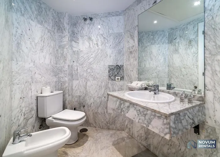 아파트 Puerto Banus Finest 2-bdrm - 50 Metres To *